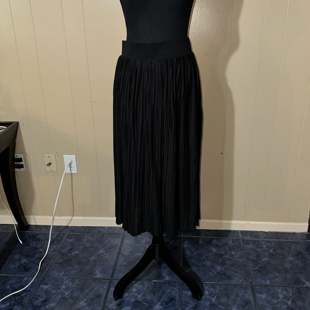 torrid Black Pleated Midi Skirt